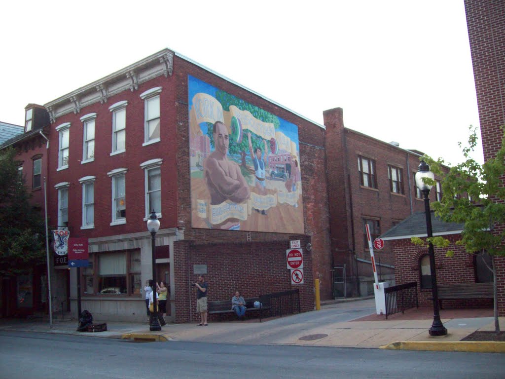 Mural by the Philadelphia St. parking garage