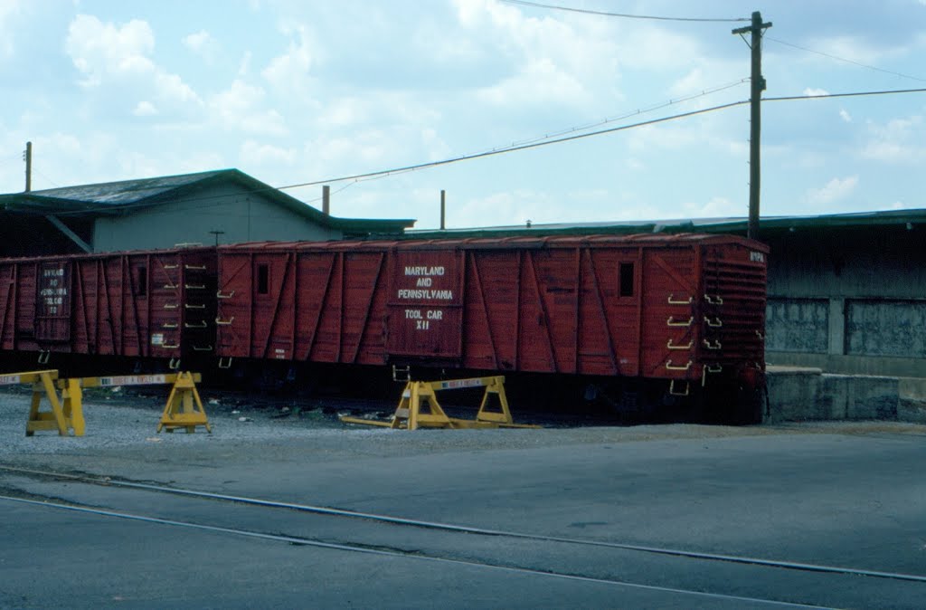 Maryland & Pennsylvania Railroad MoW Tool Cars No. X10 and X11 at York, PA