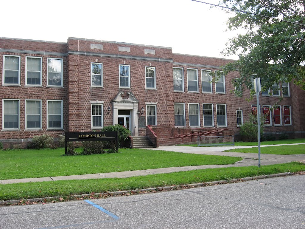 EDINBORO UNIVERSITY of PA, EDINBORO, PA - COMPTON HALL