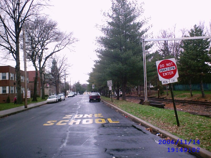 Woodlawn Ave, facing north towards St Josephs