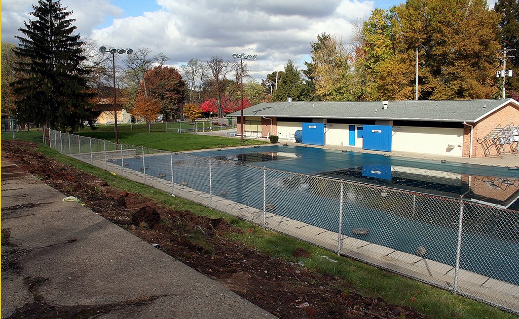 CRAFTON PARK POOL 2