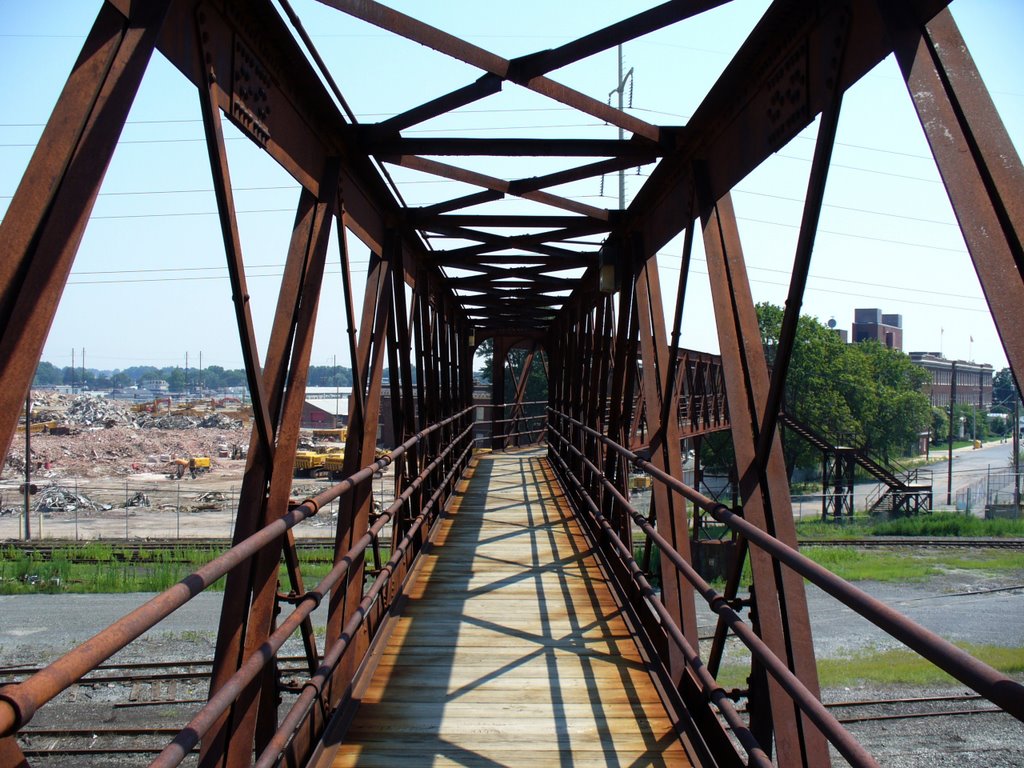 Dillerville Yard footbridge