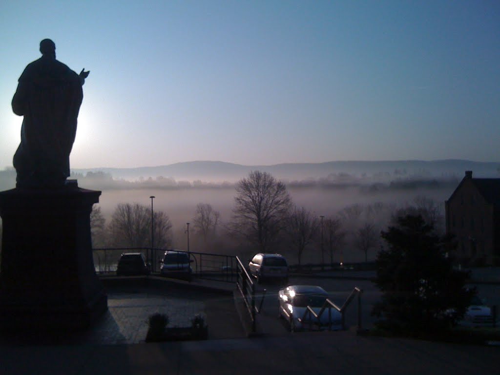 Fog over Latrobe