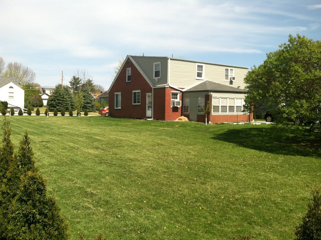 821 fairmont st.