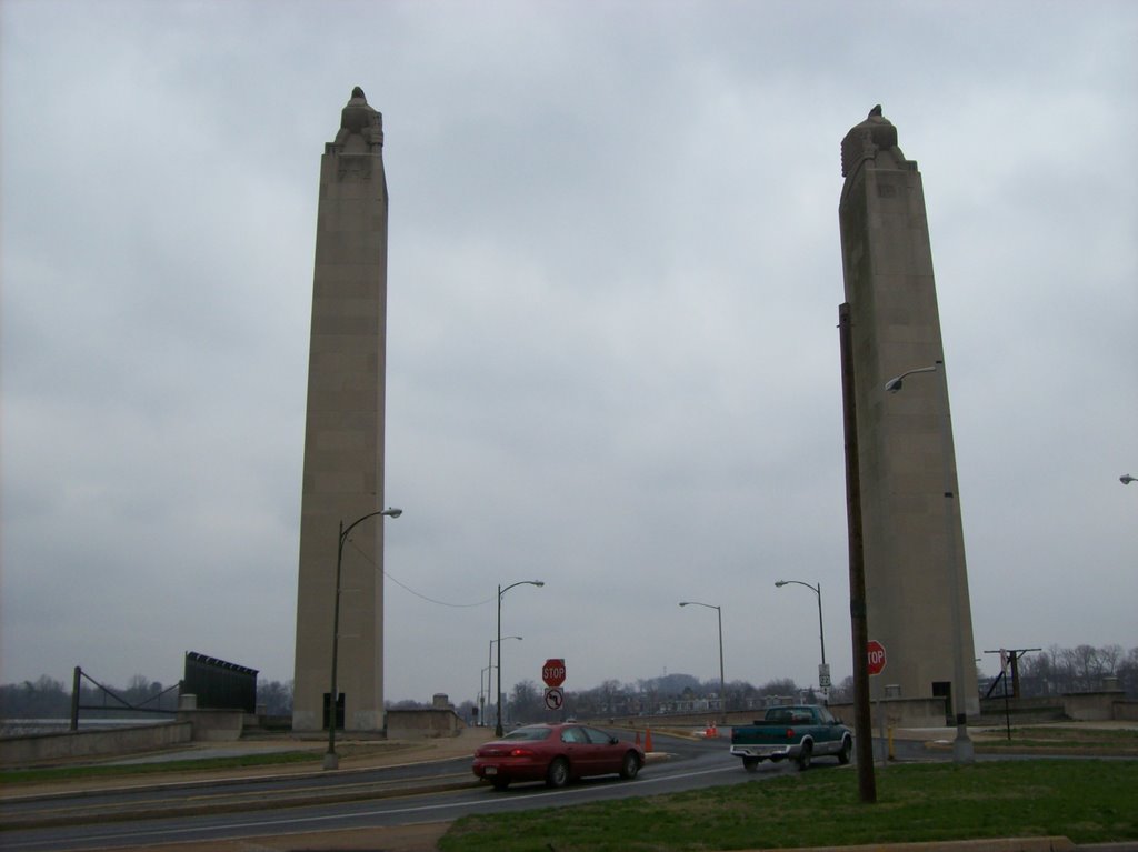 Big & Tall Obeliscs