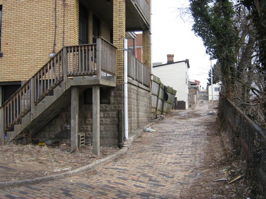 Look up alley at top of steps.