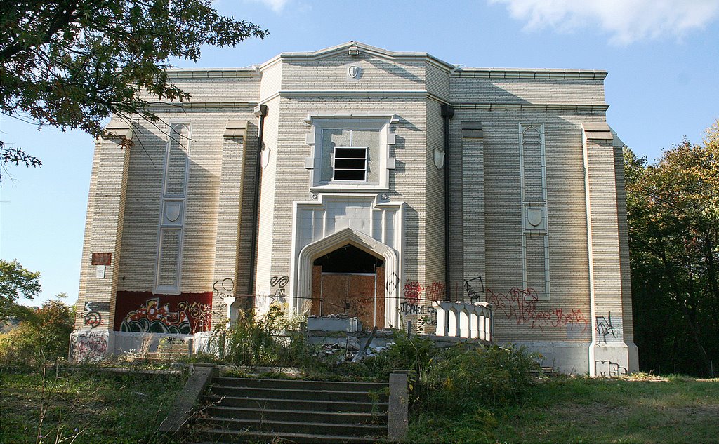 MCKEES ROCKS HS 1