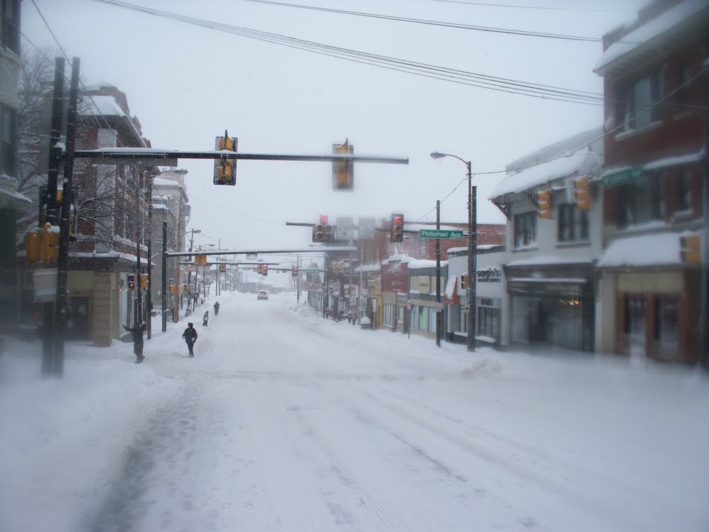 Snow cover West Liberty Avenue