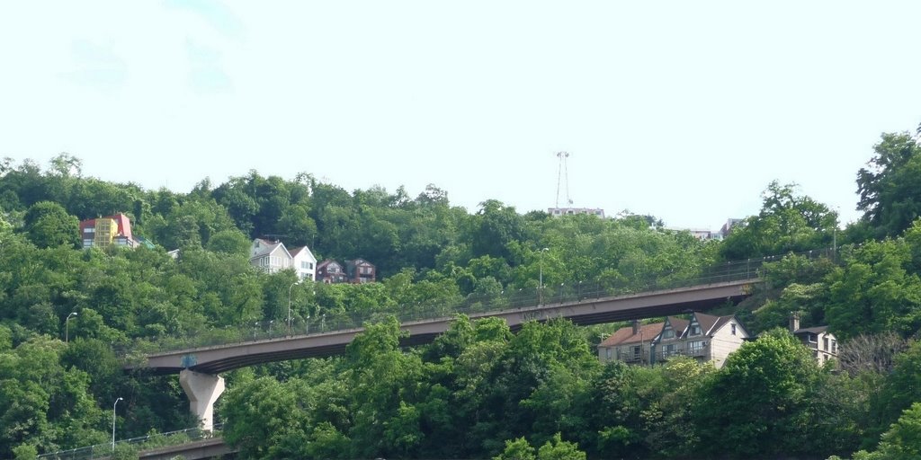 P.J.McArdle Roadway bridge crossing E.Sycamore Street