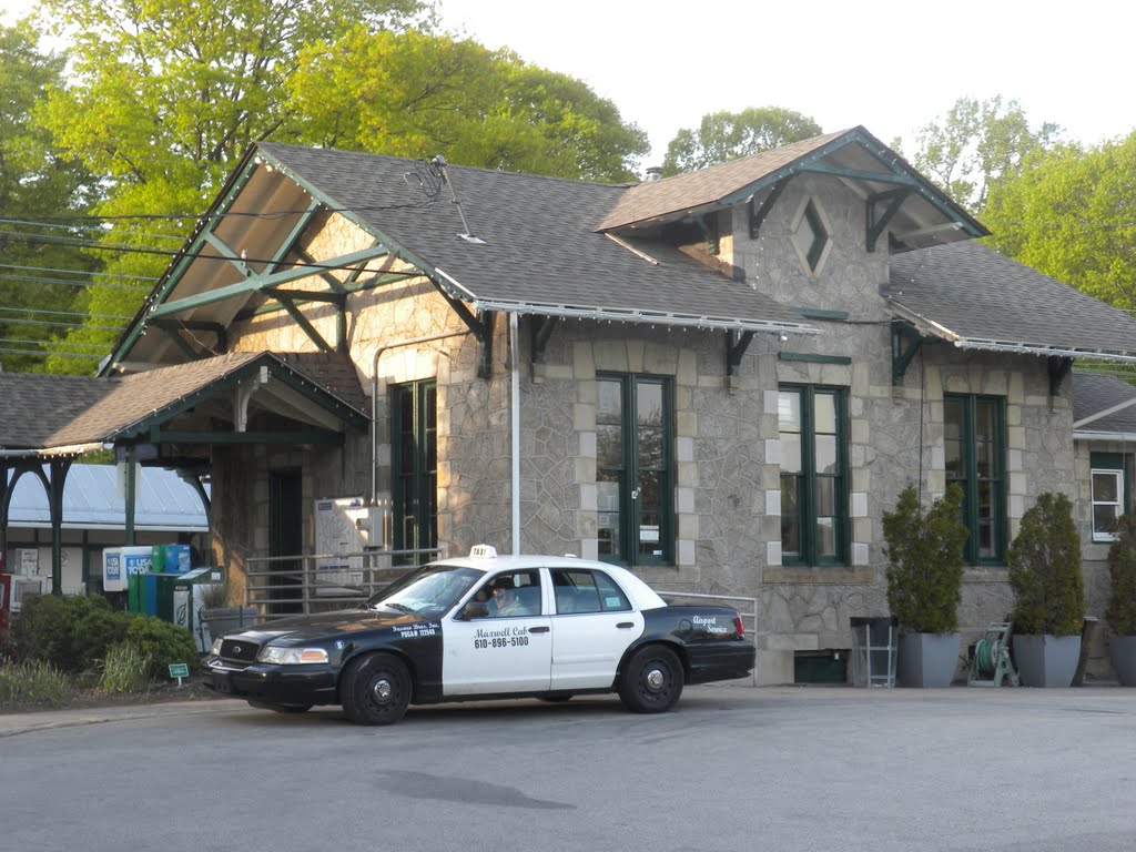 Wynnewood SEPTA train station