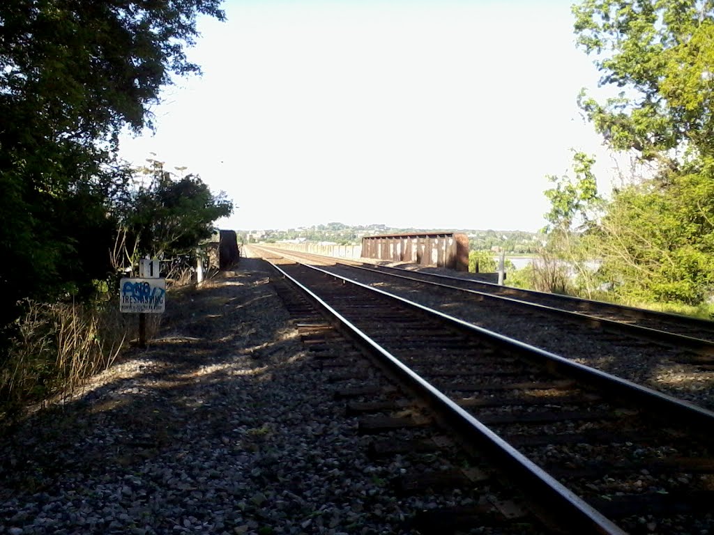 Lemoyne Tracks