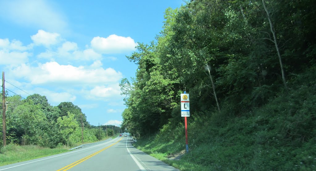 Lincoln Hwy Marker