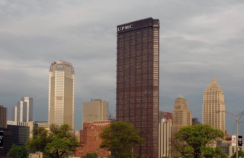 Pittsburgh skyline from the east, early morning