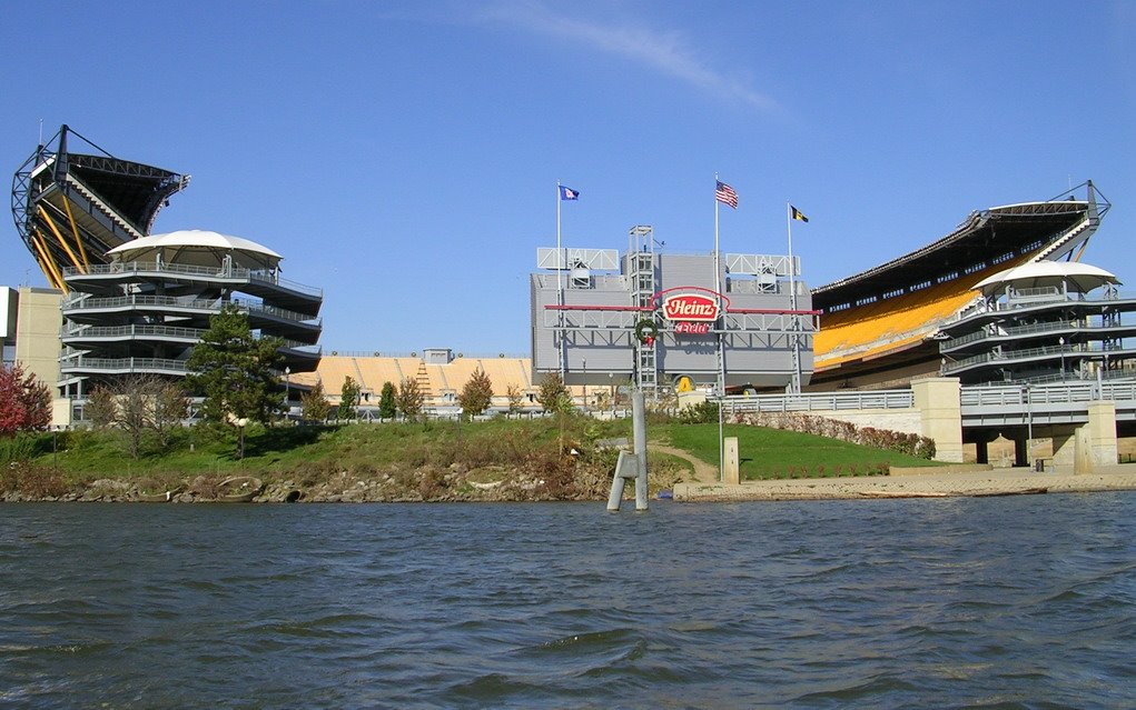 [USA, Pittsburgh, View to Heinz Field from river]