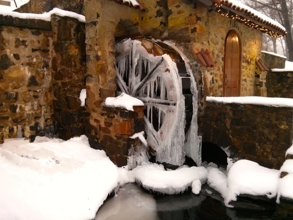 Frozen waterwheel at Eastern University