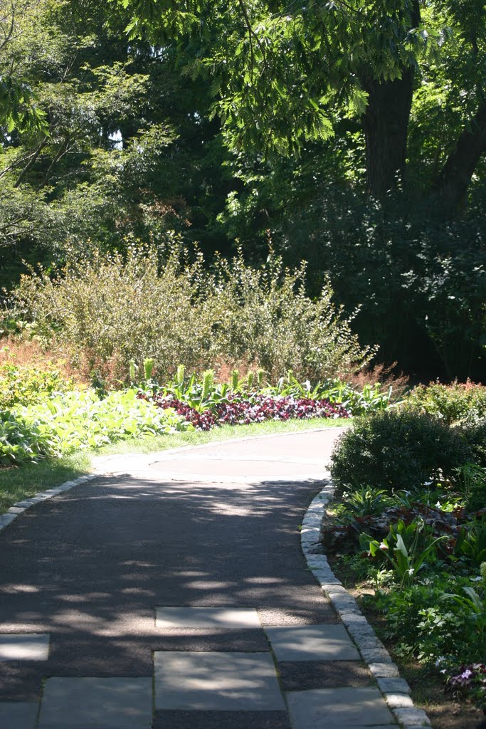 Chanticleer Gardens