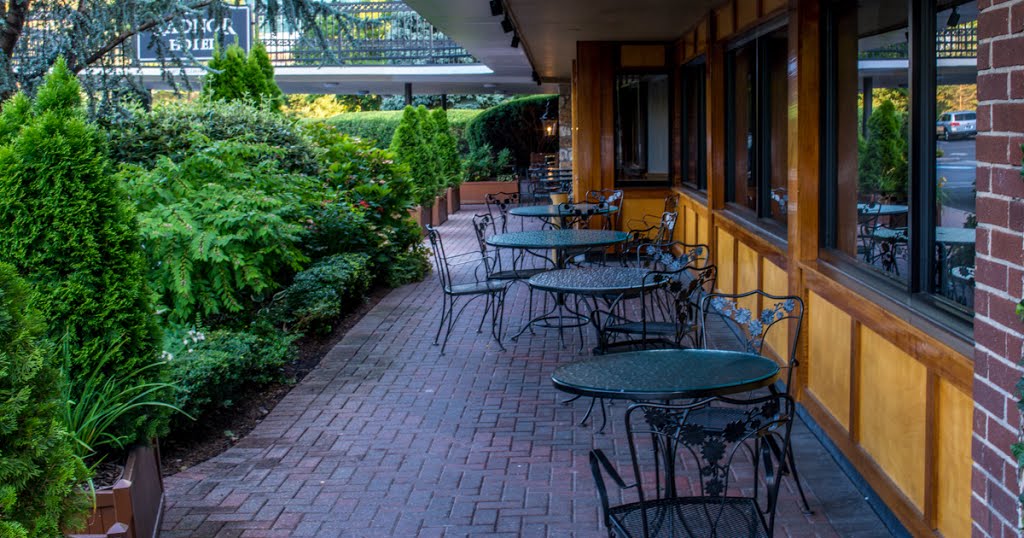Patio at Glenmorgan
