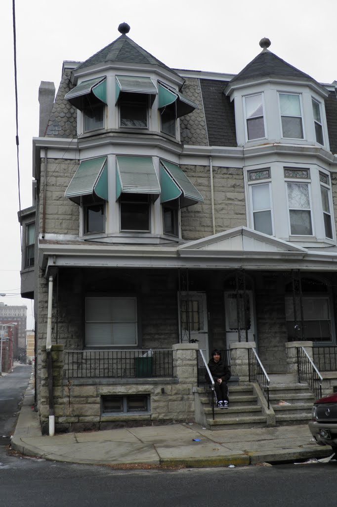 423 Chestnut Street