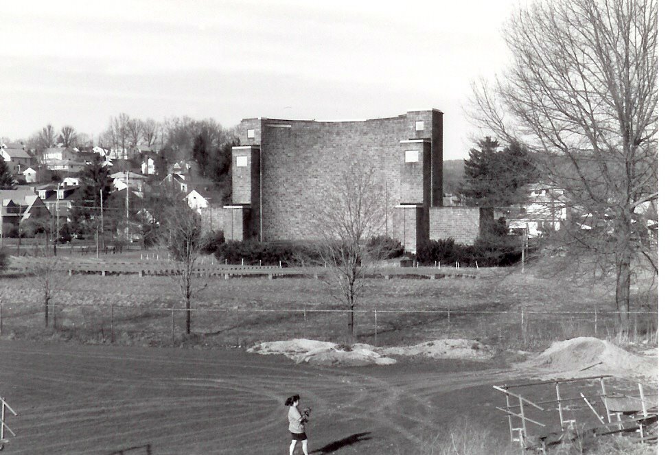 band shelter 1976