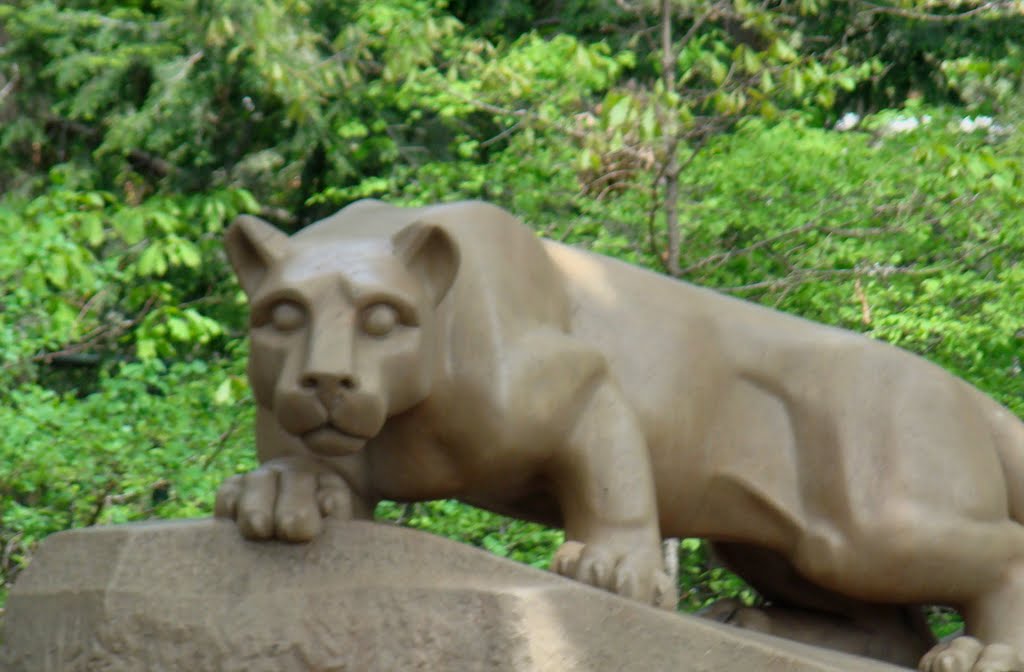 Nittany Lion Statue
