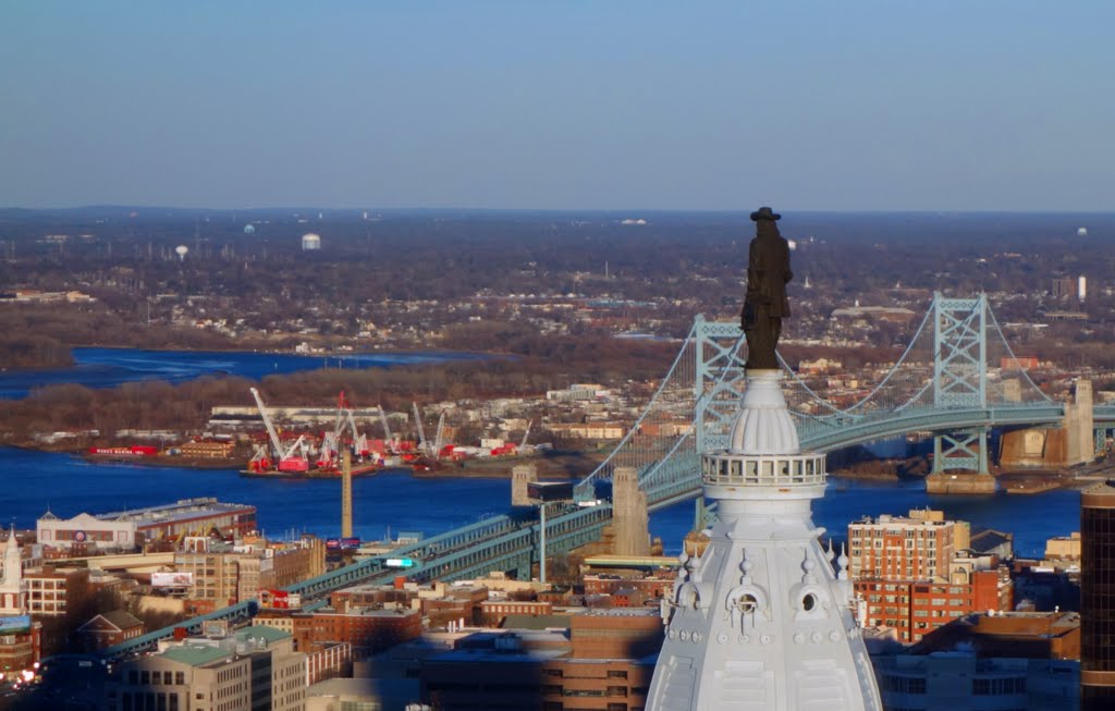 Philadelphia City Hall Tower with William Penn Statue and Delaware River