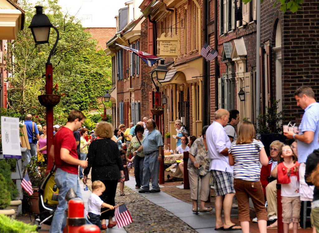Elfreths Alley:  Incongruous Mix