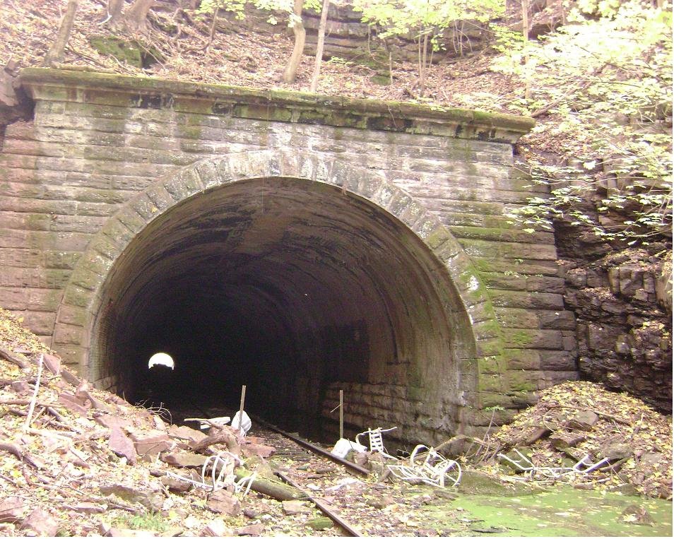 phoenixville tunnel (abondoned)
