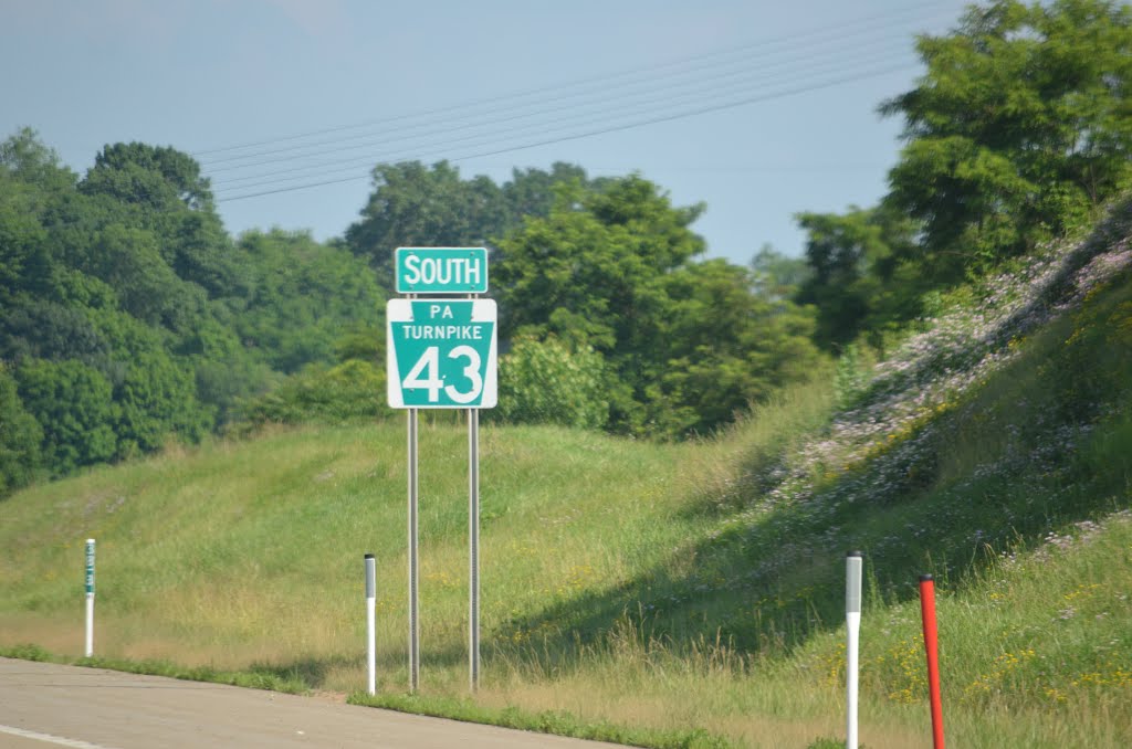 Sign of Turnpike 43