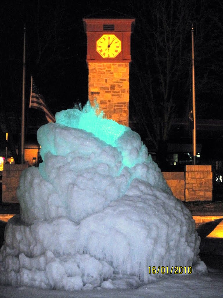 Winter Fountain @ Detwiller Plaza