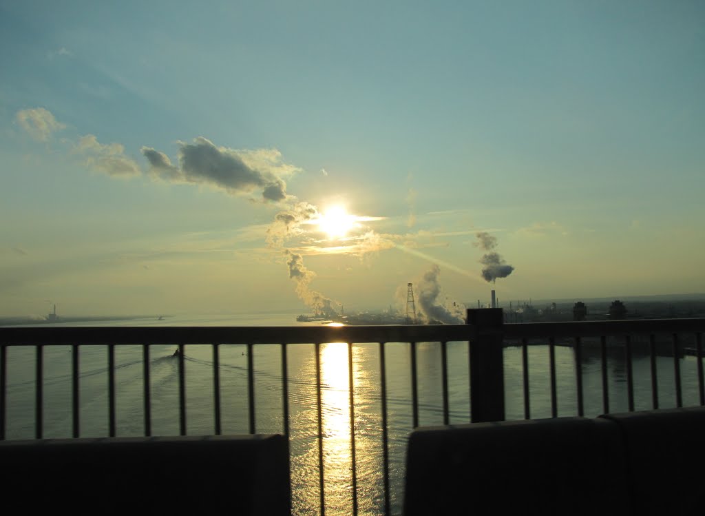 Commodore Barry Bridge in Late Afternoon