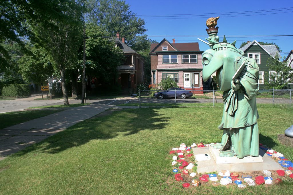 Statue of Liberty parody in Erie, PA