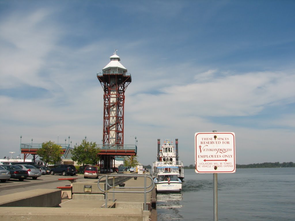 Eriesee, Bayfront Convention Center
