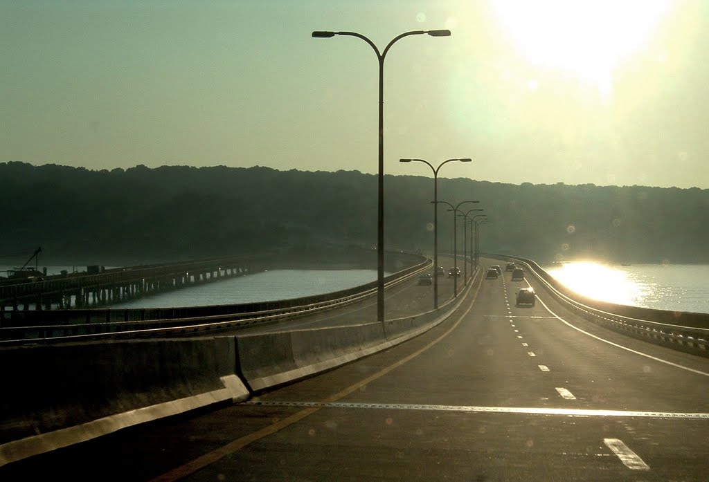 Descending down Jamestown Bridge