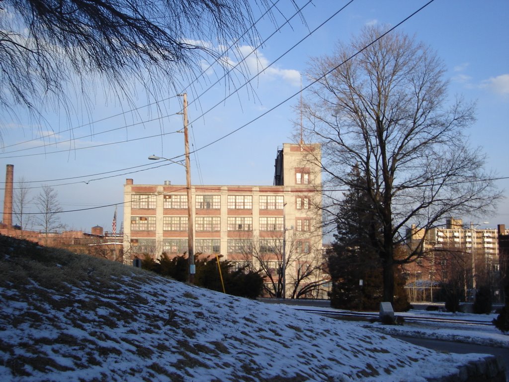 Mill off of N Main, by Warehouse Liquor