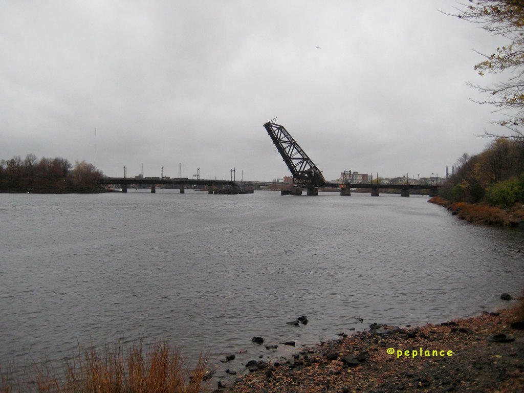 Oh no the bridge is stuck.