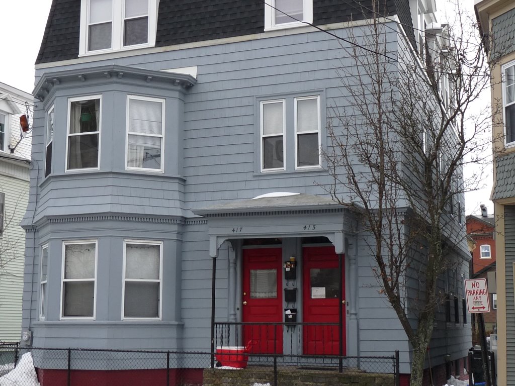 house grey and red