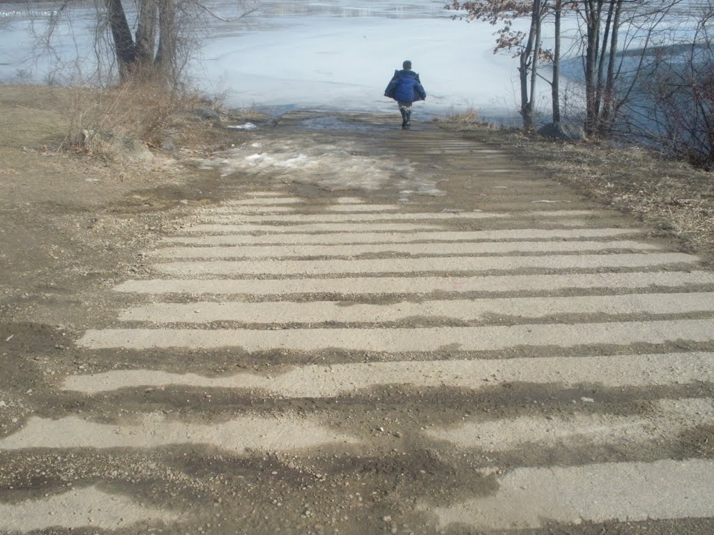 Mashapaug Pond (Boat Launch)