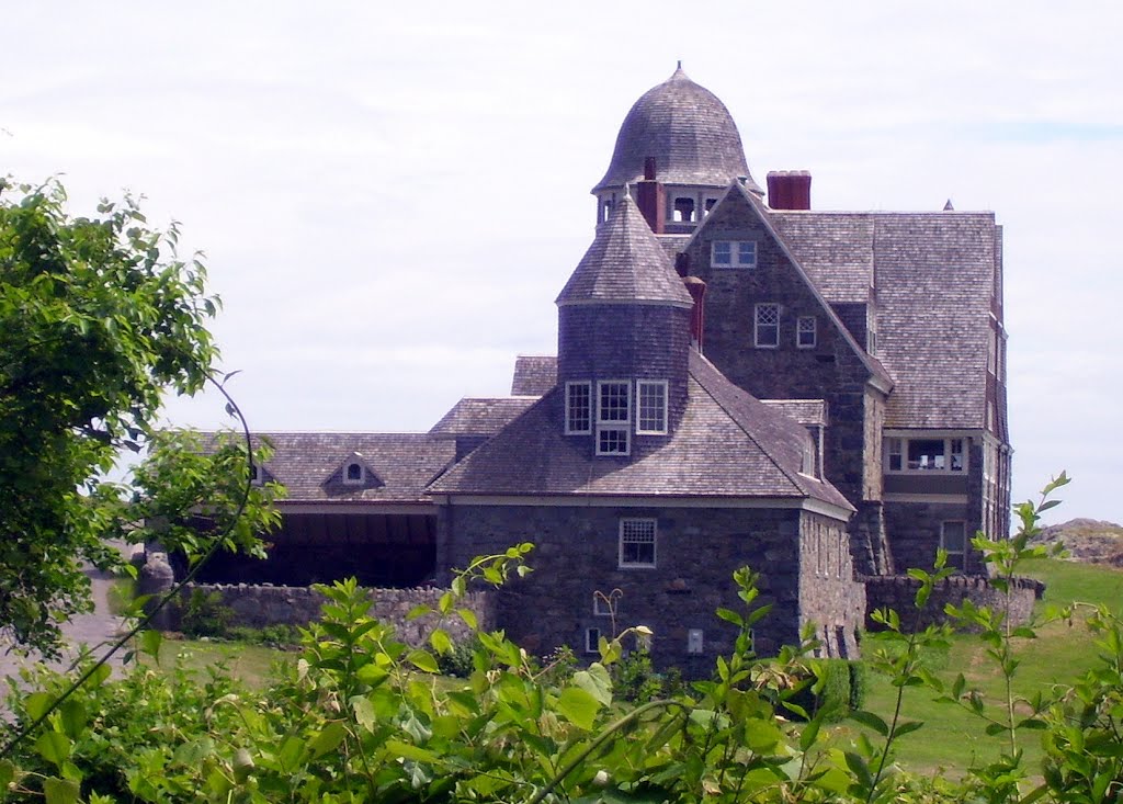 Horsehead-Marbella, 240 Highland Dr, Jamestown RI, circa 1890s