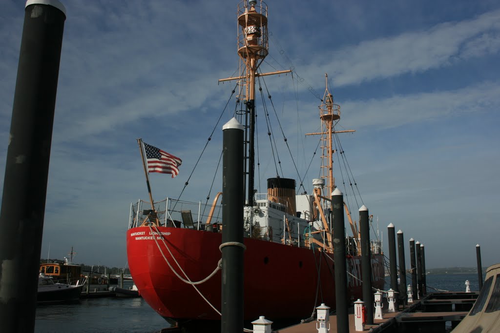 Nantucket Light Ship - Howards Warf