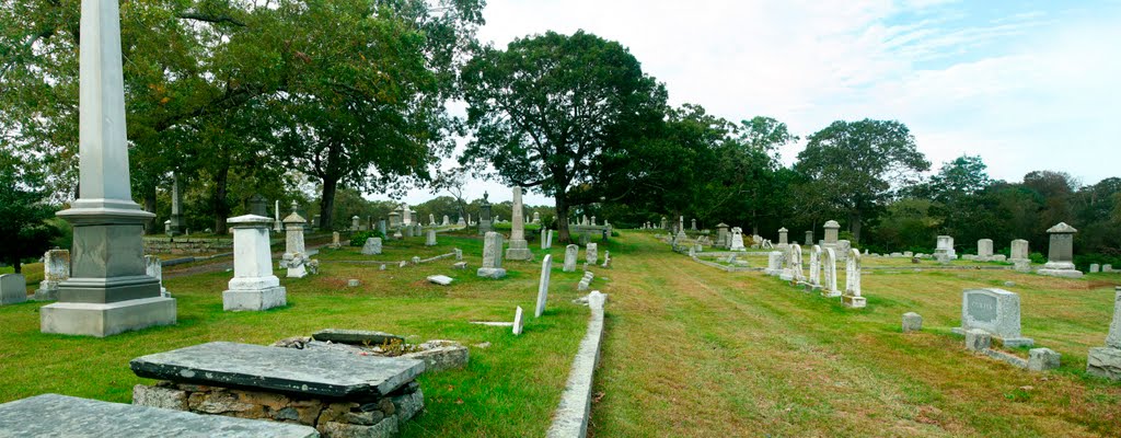 Riverside Cemetery