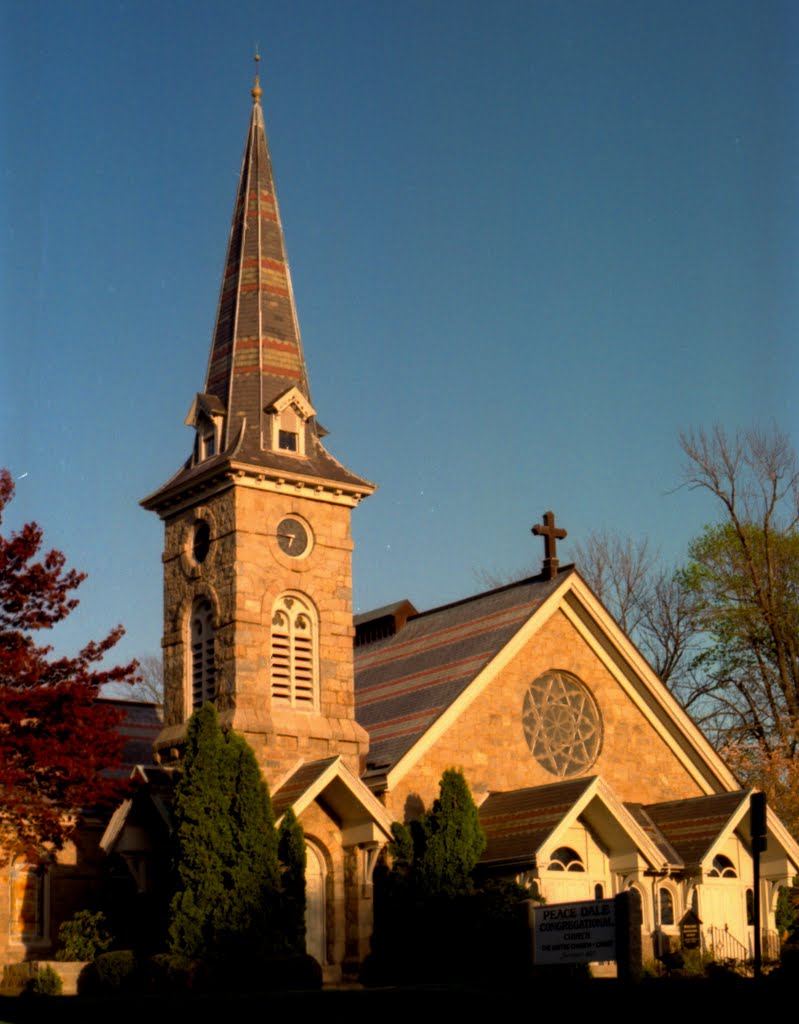 Peace Dale Congregational Church United Church of Christ 261 Columbia Street, Peace Dale, RI 02879