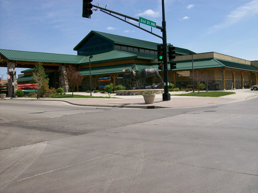 Cabelas, DeMers Avenue