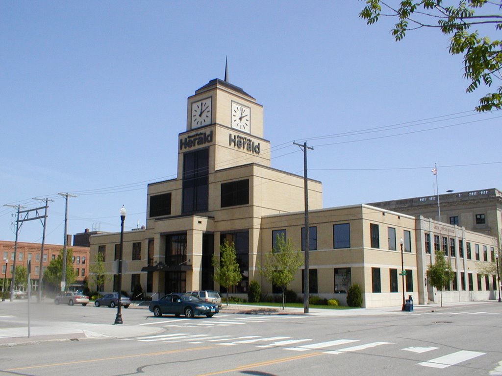 Grand Forks Herald Building, Grand Forks, ND