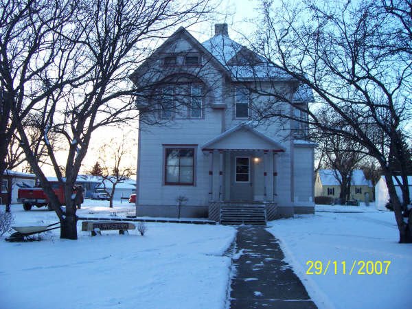 Old house-Grafton-North Dakota