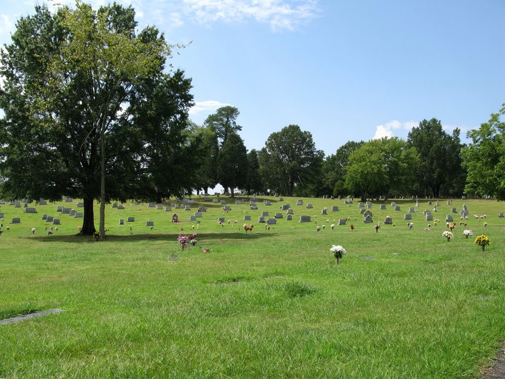 Woodlawn Memorial Cemetery