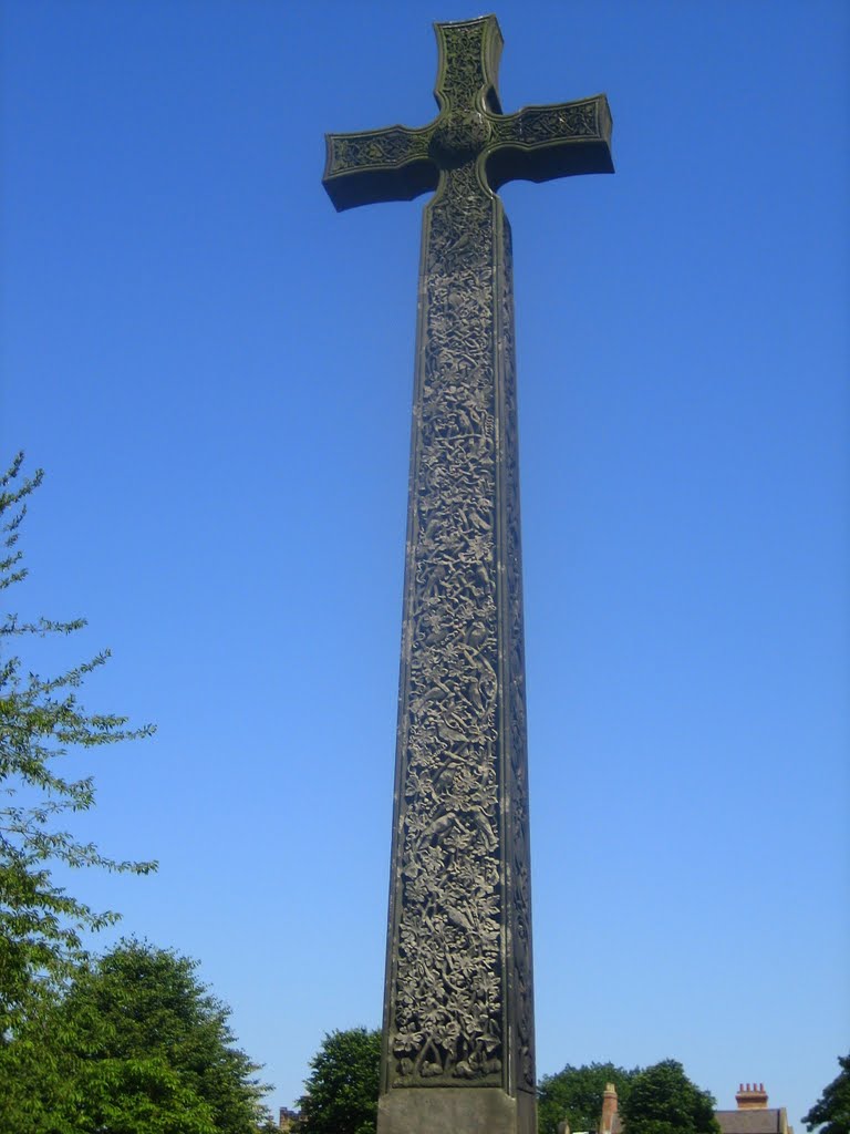 Cruz de hierro en Durham.Mª Jesús.R.B.