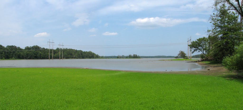 Ellerbe Creek Meets Falls Lake