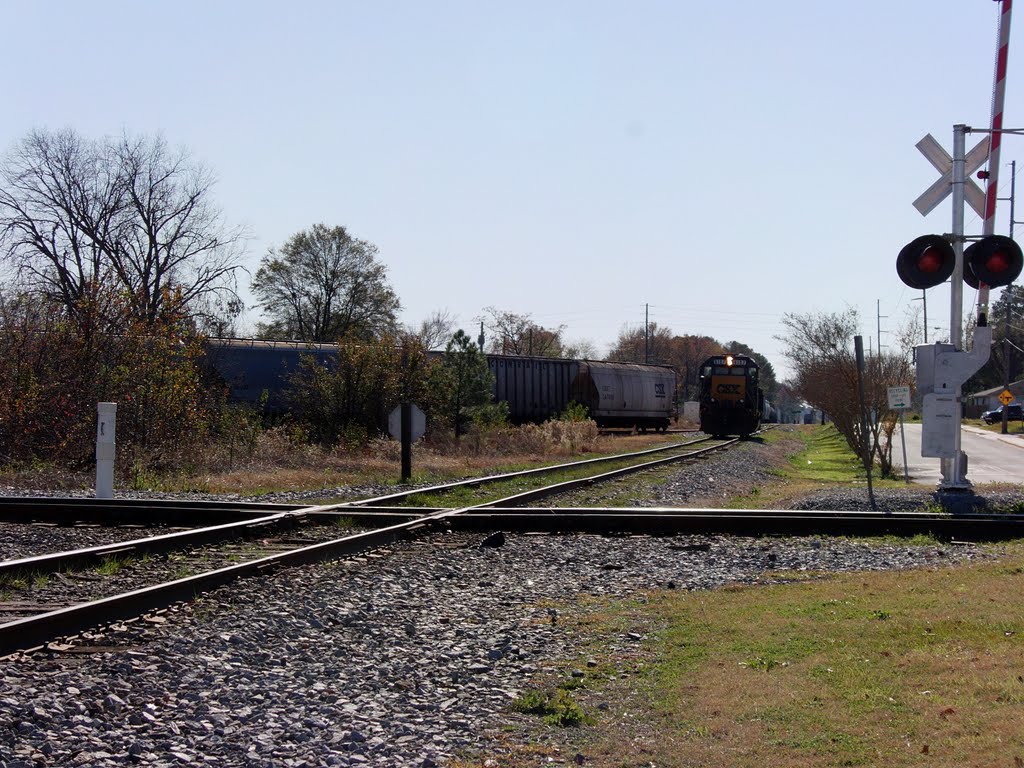 The Greenville diamond with CSX GP40-2 6107