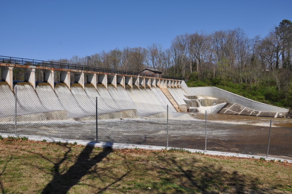 High Point Lake Dam