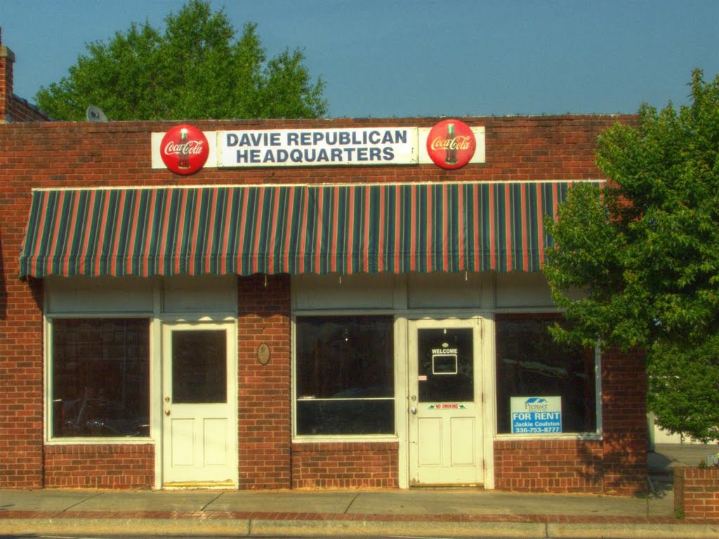 The Republican Headquarters and Bar idea never caught on in Davie County